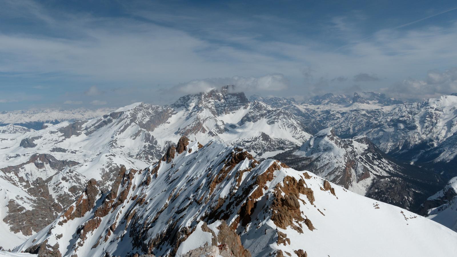 Val di Fanes, Lago di Limo e Col Bechei