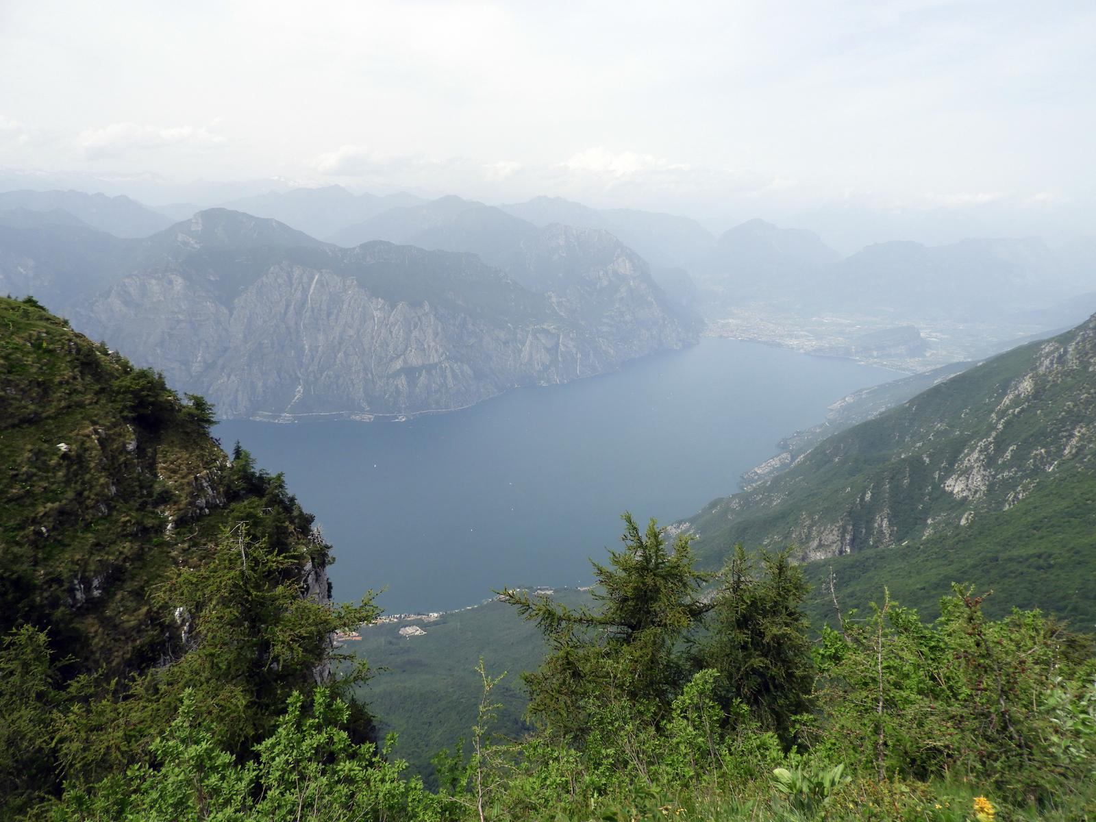 Sentiero del Ventrar e Cima delle Pozzette