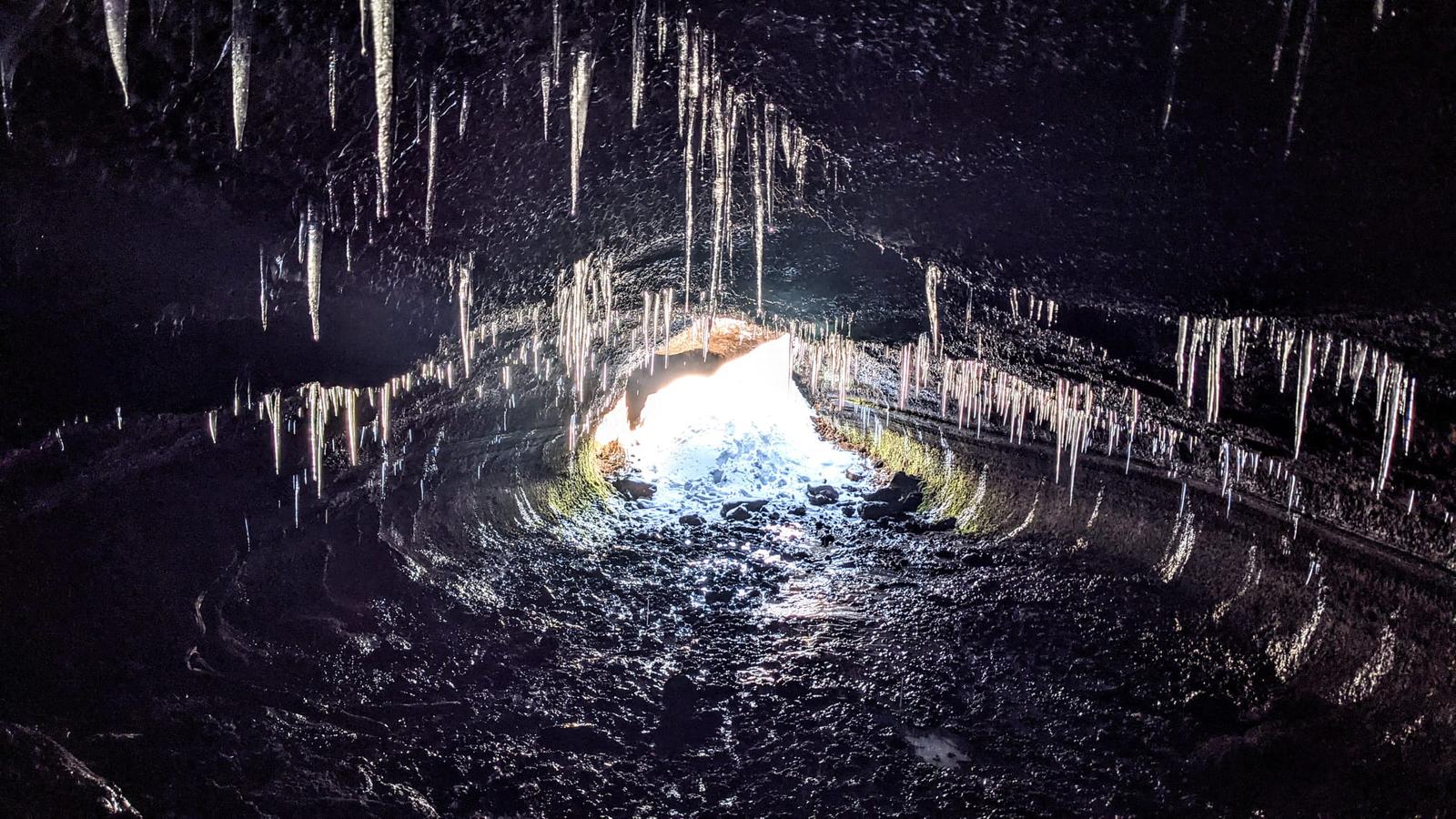 Parco dell'Etna - Monti Sartorius e Grotta dei Lamponi