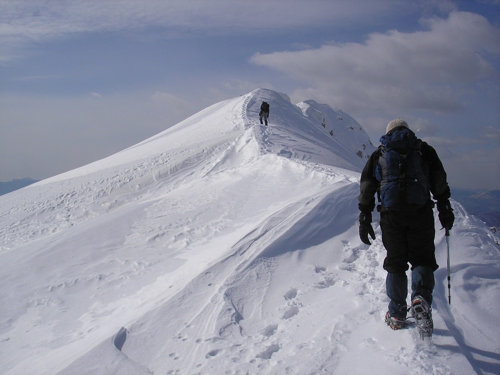 Serra di Celano per la Valle dei Curti (dalla Statale 696)