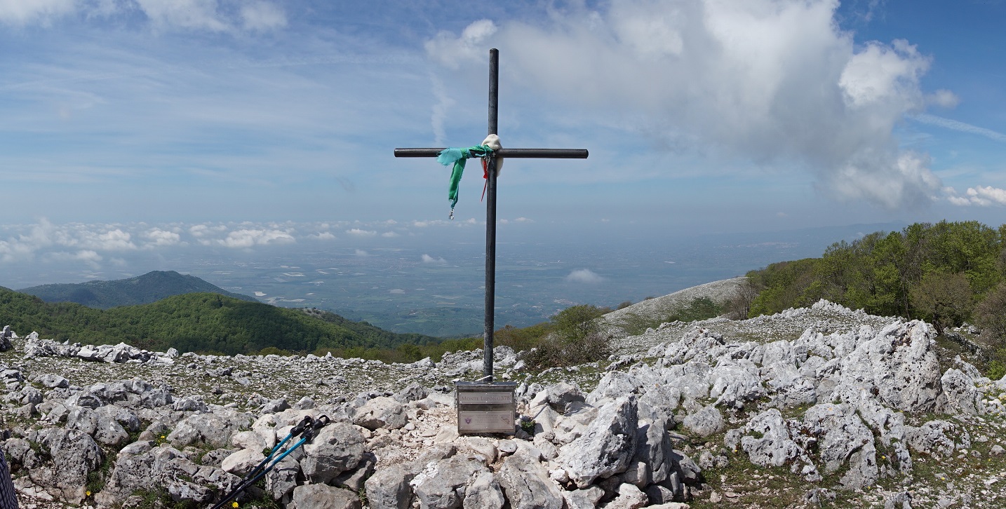 Direttissima al Monte Lupone da Campo di Segni e Costa delle Tombelle